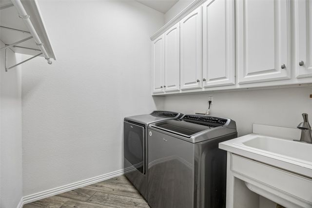 10984 Stagecoach Pass, Pilot Point, TX 76258