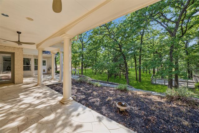 10984 Stagecoach Pass, Pilot Point, TX 76258