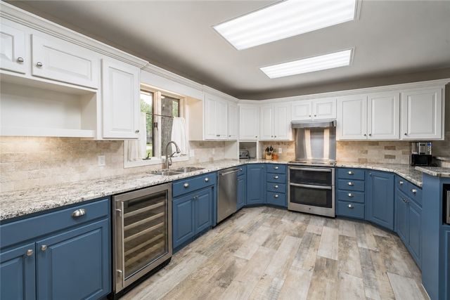 4603 W Centre Court, Rogers, AR 72758
