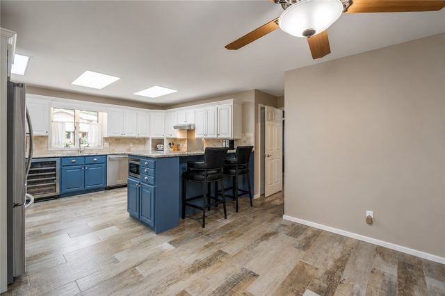 4603 W Centre Court, Rogers, AR 72758