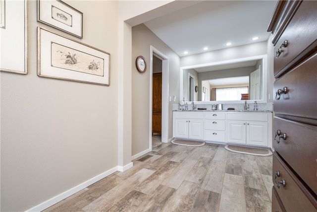 4603 W Centre Court, Rogers, AR 72758