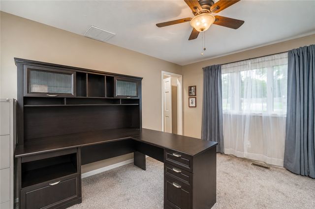 4603 W Centre Court, Rogers, AR 72758