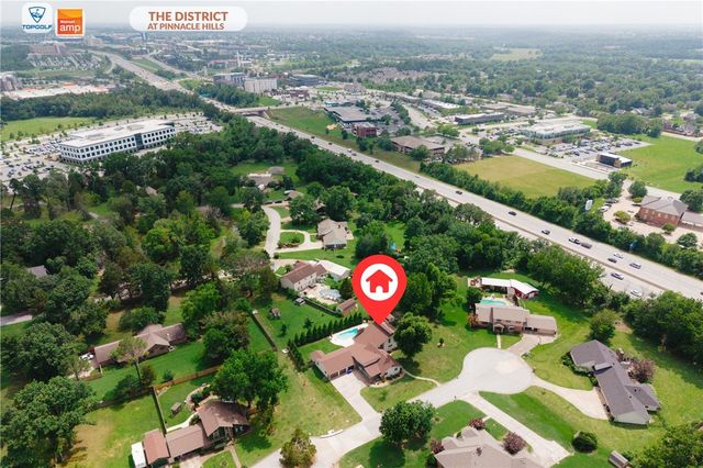 4603 W Centre Court, Rogers, AR 72758