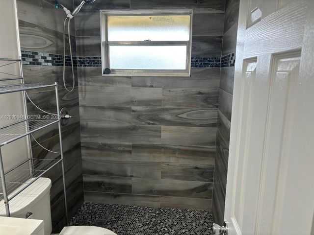 11585 NW 43rd St 11585, Coral Springs, FL 33065