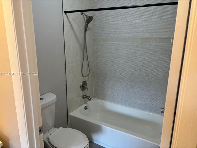 11585 NW 43rd St 11585, Coral Springs, FL 33065