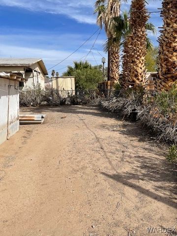 7834 S Cardinal Drive, Mohave Valley, AZ 86440