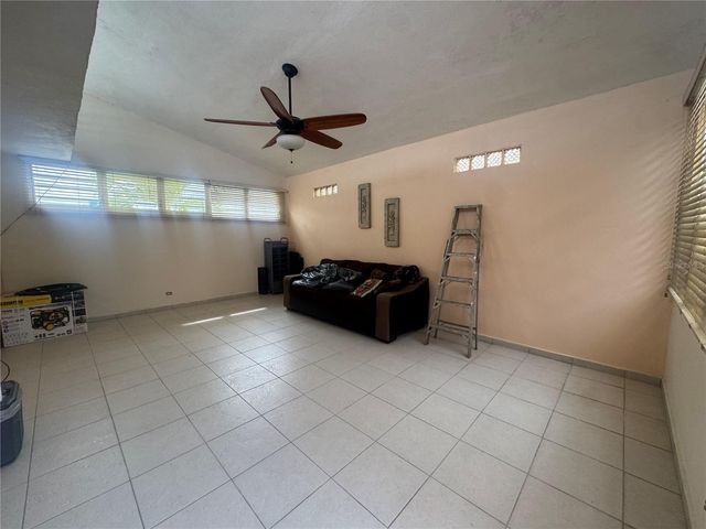 55 VILLA CAROLINA, Carolina, PR 00985