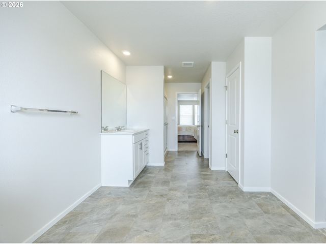 1729 MILO Way, Eugene, OR 97404