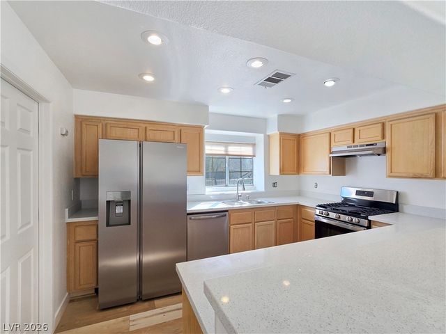 9334 Peace Pipe Court, Las Vegas, NV 89117