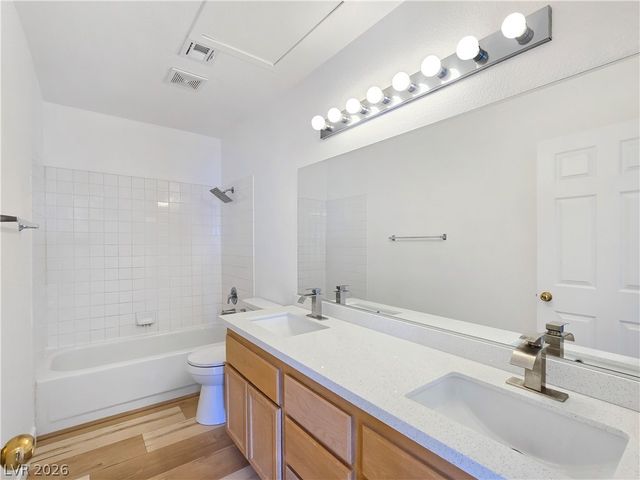 9334 Peace Pipe Court, Las Vegas, NV 89117