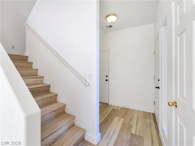 9334 Peace Pipe Court, Las Vegas, NV 89117