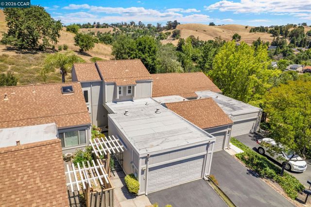 6450 Viewpoint Ct, Martinez, CA 94553