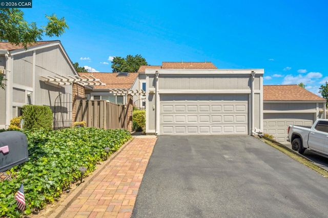 6450 Viewpoint Ct, Martinez, CA 94553