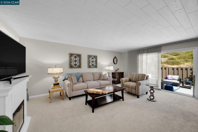 6450 Viewpoint Ct, Martinez, CA 94553