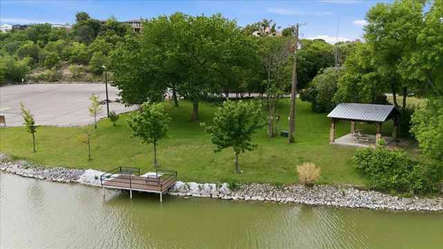 8325 Crosswind Drive, Fort Worth, TX 76179