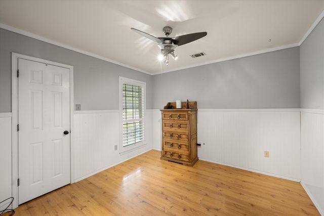 8325 Crosswind Drive, Fort Worth, TX 76179