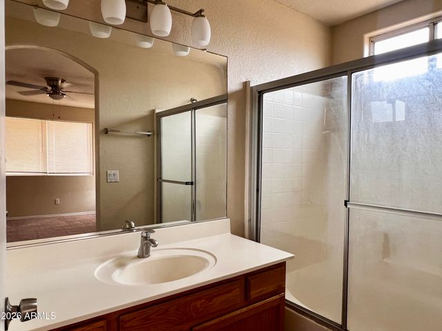 8212 W APACHE Street, Phoenix, AZ 85043