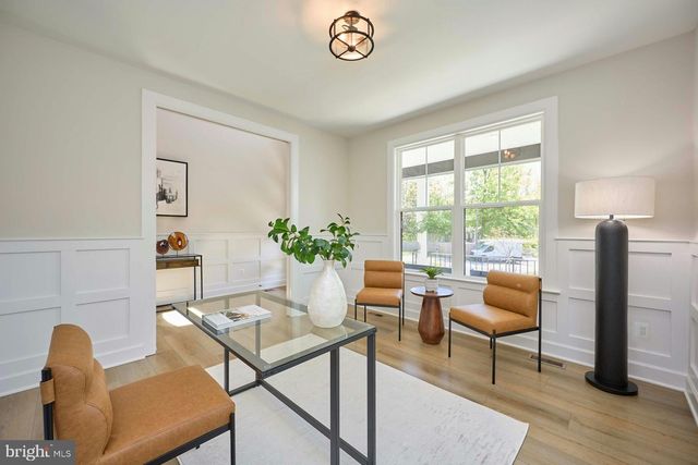 2904 RANDOM RD, Falls Church, VA 22042