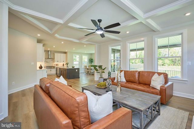 2904 RANDOM RD, Falls Church, VA 22042