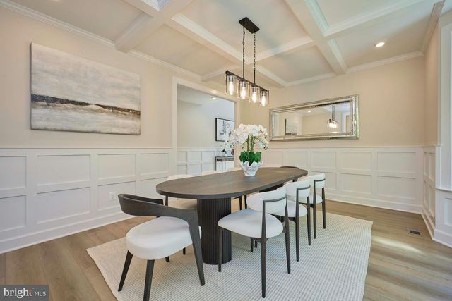 2904 RANDOM RD, Falls Church, VA 22042