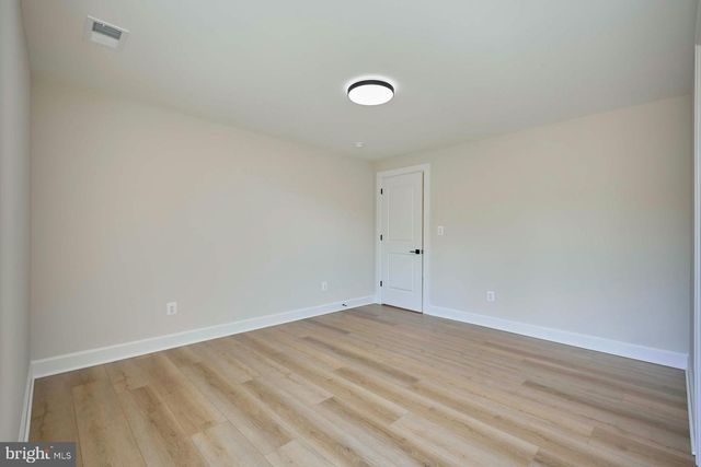 2904 RANDOM RD, Falls Church, VA 22042