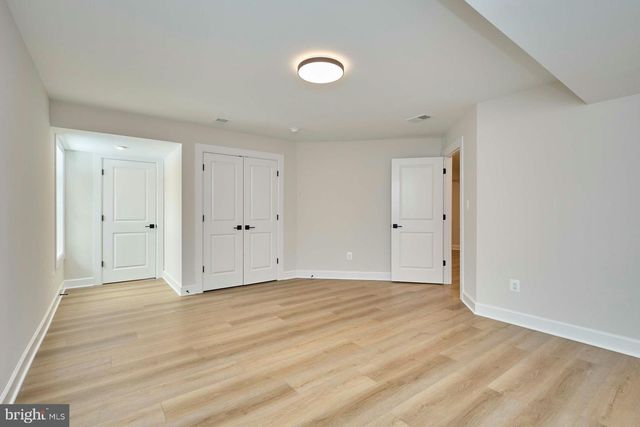 2904 RANDOM RD, Falls Church, VA 22042