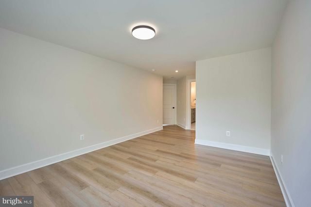 2904 RANDOM RD, Falls Church, VA 22042