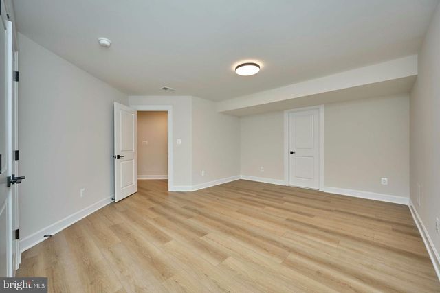 2904 RANDOM RD, Falls Church, VA 22042