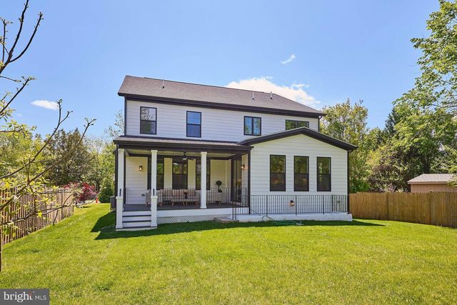 2904 RANDOM RD, Falls Church, VA 22042