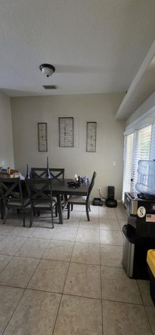 6531 NW Chugwater Circle, Port St Lucie, FL 34983