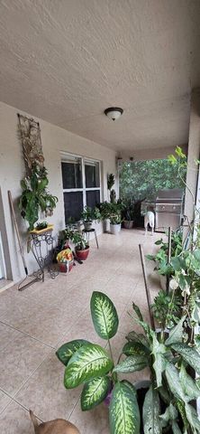 6531 NW Chugwater Circle, Port St Lucie, FL 34983