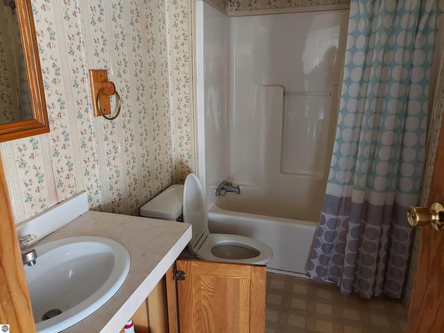 1593 Andrew Place, Traverse City, MI 49686