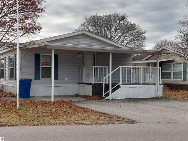 1593 Andrew Place, Traverse City, MI 49686