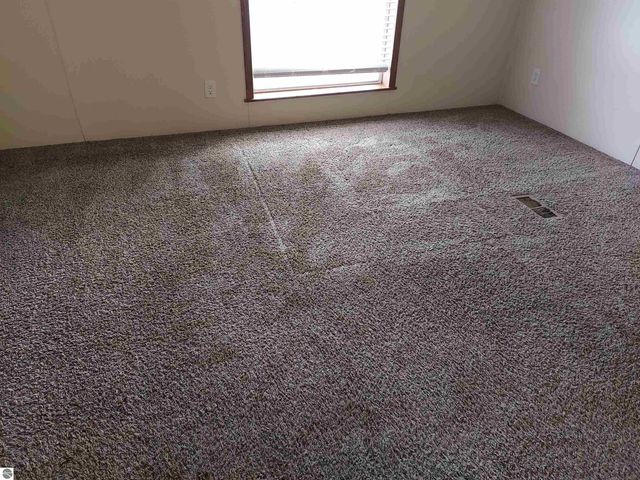 1593 Andrew Place, Traverse City, MI 49686