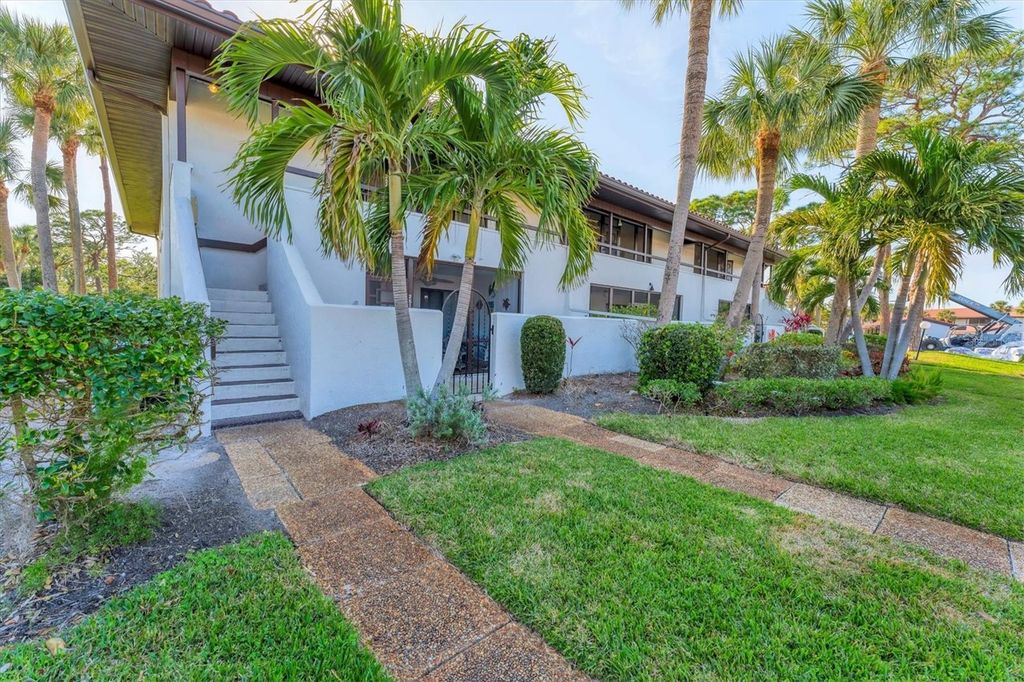 3500 EL CONQUISTADOR PARKWAY 252, BRADENTON, FL 34210 — photo 2