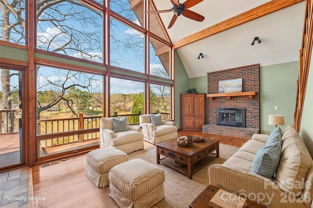 6880 Shade Tree Lane, Sherrills Ford, NC 28673