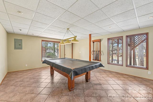 6880 Shade Tree Lane, Sherrills Ford, NC 28673