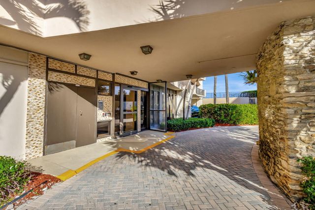 4200 N Ocean Drive 1-406, Riviera Beach, FL 33404