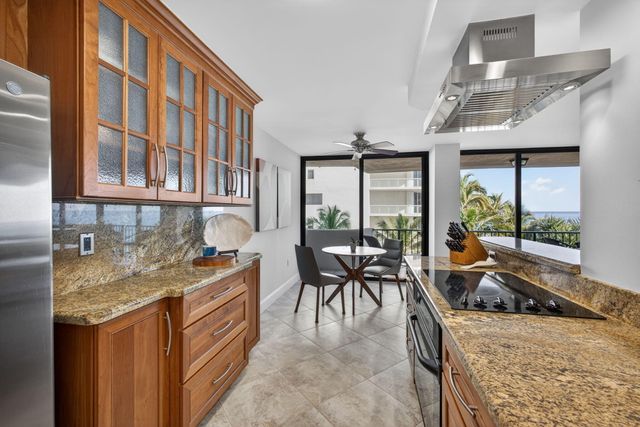 4200 N Ocean Drive 1-406, Riviera Beach, FL 33404