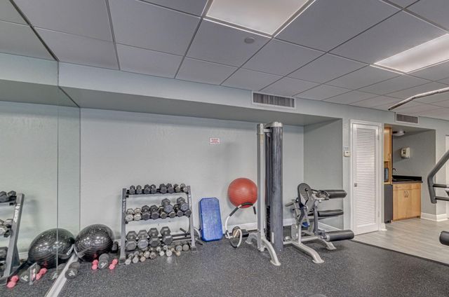 4200 N Ocean Drive 1-406, Riviera Beach, FL 33404