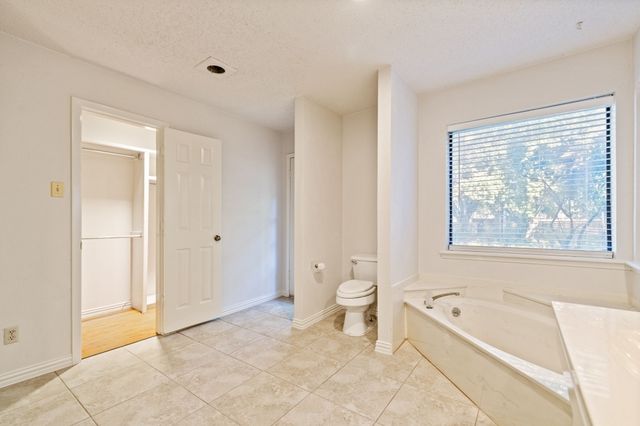 212 Magic Lane, Sunnyvale, TX 75182