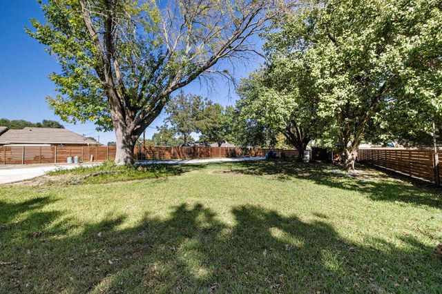 212 Magic Lane, Sunnyvale, TX 75182