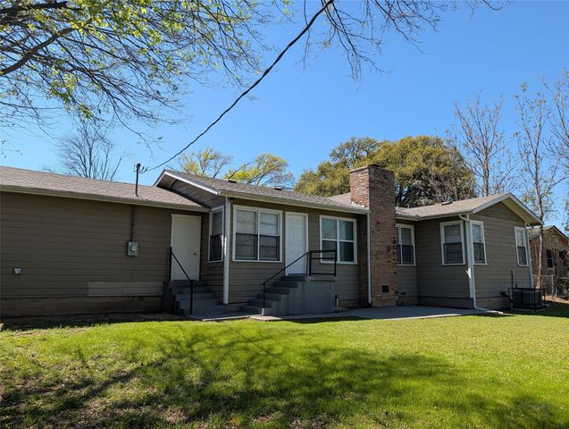 2413 Hillview Drive, Fort Worth, TX 76119