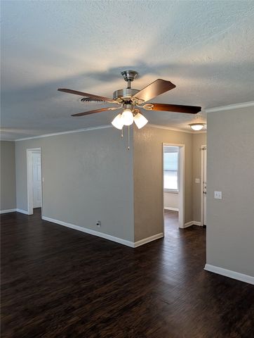 2413 Hillview Drive, Fort Worth, TX 76119