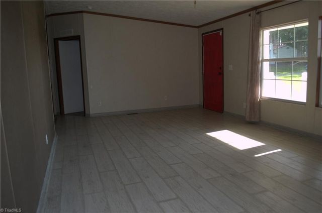 6936 NC highway 67, East Bend, NC 27018