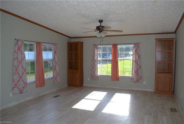 6936 NC highway 67, East Bend, NC 27018