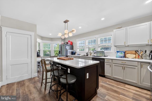 204 E MAIN ST, Penns Grove, NJ 08069