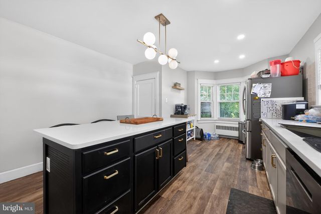 204 E MAIN ST, Penns Grove, NJ 08069