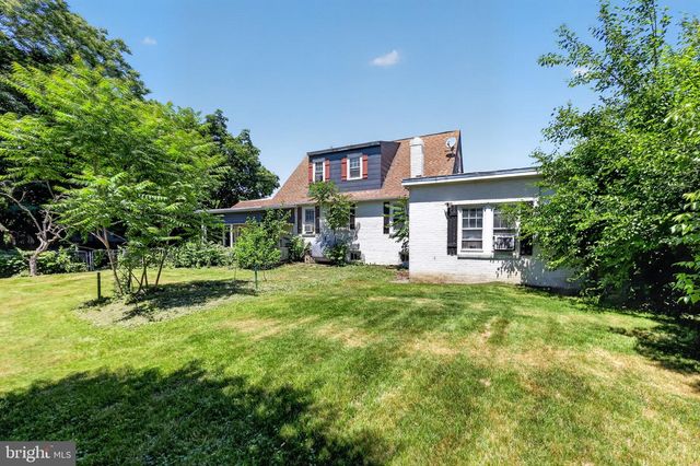 204 E MAIN ST, Penns Grove, NJ 08069