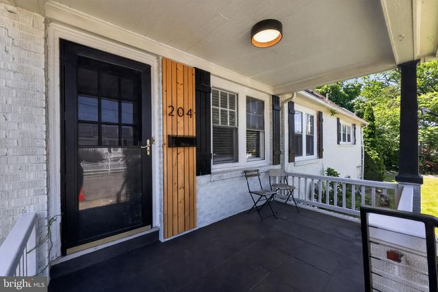 204 E MAIN ST, Penns Grove, NJ 08069